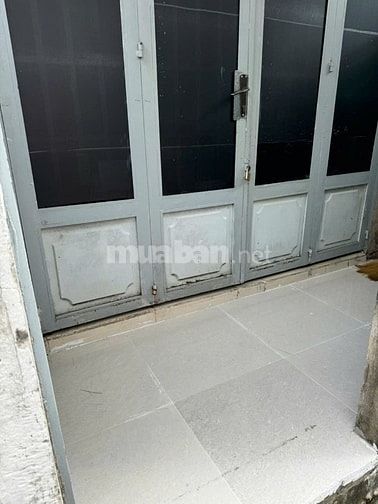 Phòng trọ mặt tiền hẻm gần sát Vincom Trần Trọng Cung