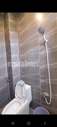 nhà và phòng tiện nghi cho thuê 2,5tr/ tháng 