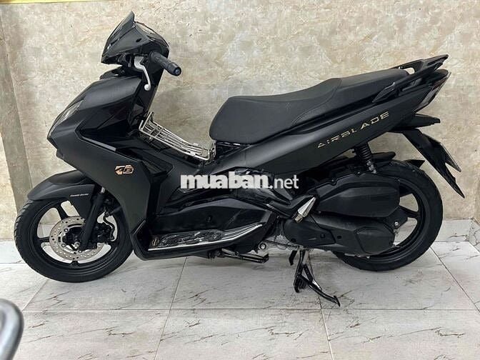 AB 125 đời 2022 màu đen mù 43E1-639.44 mới keng