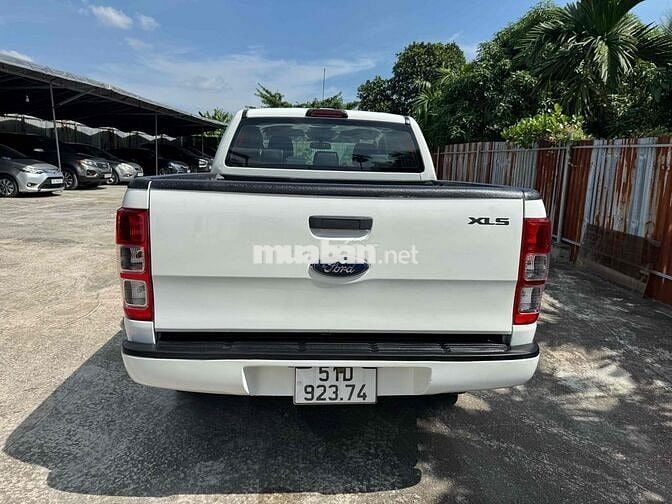 Ford Ranger 2017 XLS Tự động xe gia đình
