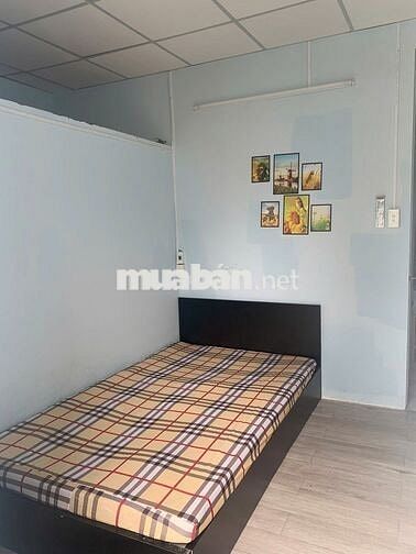 STUDIO NHỎ XINH NGAY NGÃ TƯ HÀNG XANH - FULL NT-BAN CÔNG RIÊNG-FREE XE