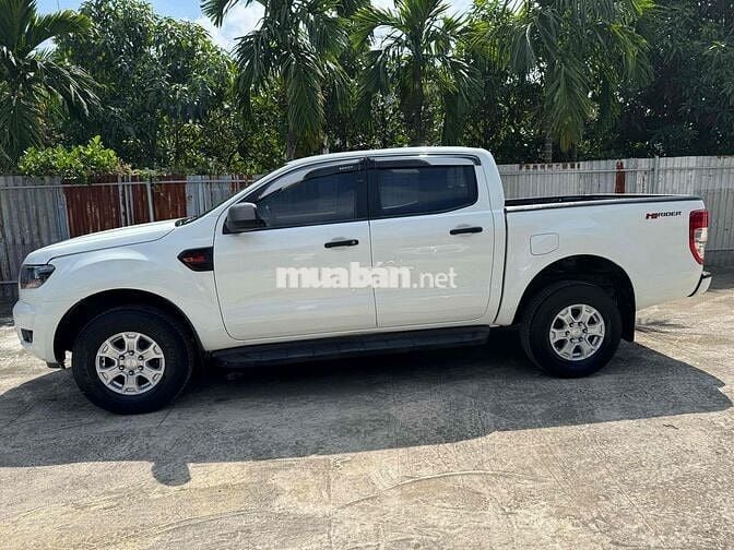 Ford Ranger 2017 XLS Tự động xe gia đình