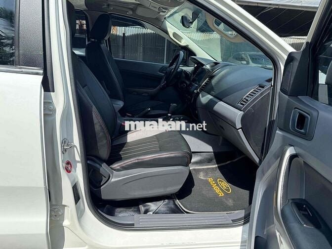 Ford Ranger 2017 XLS Tự động xe gia đình