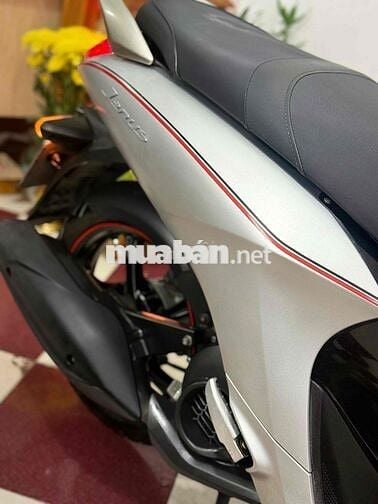 Janus cuối 2018 khoá ga keng cứng luôn