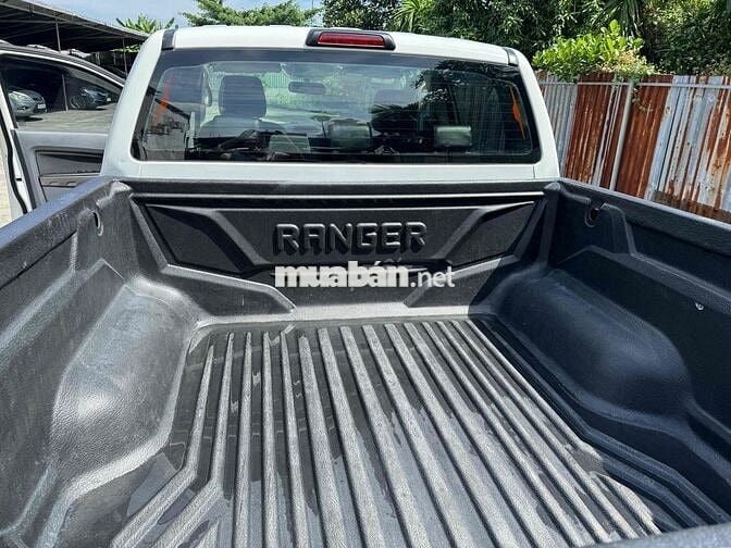 Ford Ranger 2017 XLS Tự động xe gia đình