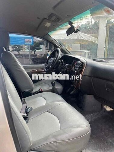 Hyundai Starex 2005 - 100000 km