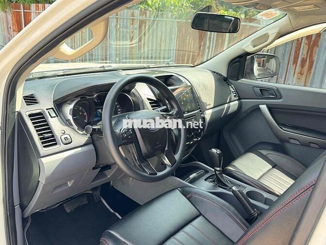 Ford Ranger 2017 XLS Tự động xe gia đình