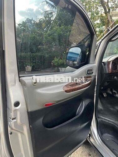 Hyundai Starex 2005 - 100000 km