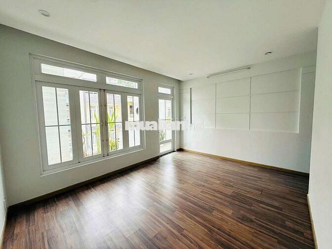 NHÀ 4 TẦNG - MẶT TIỀN KD - NGANG 10M - NỘI THẤT CƠ BẢN