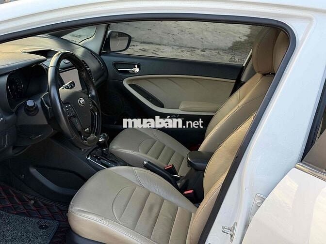 Kia Cerato 2018 1.6 AT - 98000 km