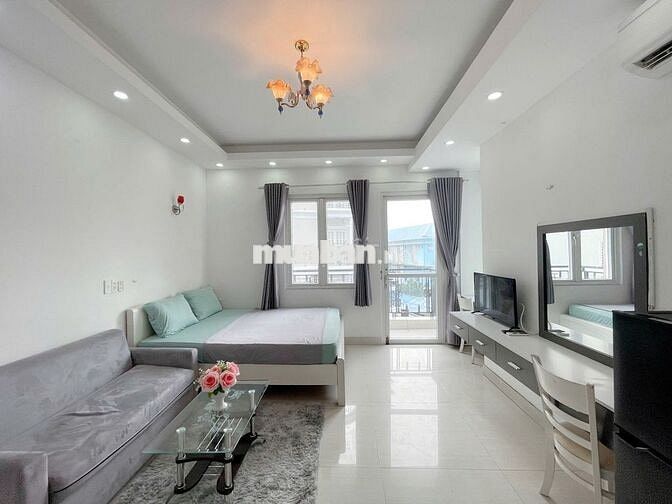 CĂN HỘ BAN CÔNG SIÊU TO NGAY CO.OP MART NHIÊU LỘC Q.3 CÓ THANG MÁY