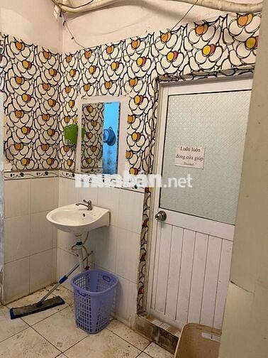 Mặt tiền 3/2 đối diện đh Cần Thơ