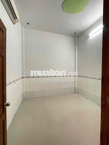 Nhà 4,5x22 2pn 2 máy lạnh Sau KDC Đại Ngân 5tr/tháng