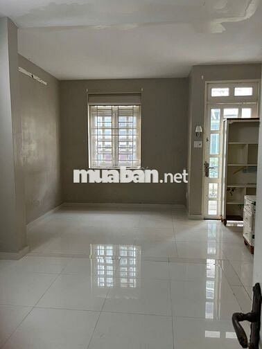 Nhà Nguyên Căn xe hơi xe hơi thông Điện Biên Phủ, Phường 3, Quận 3