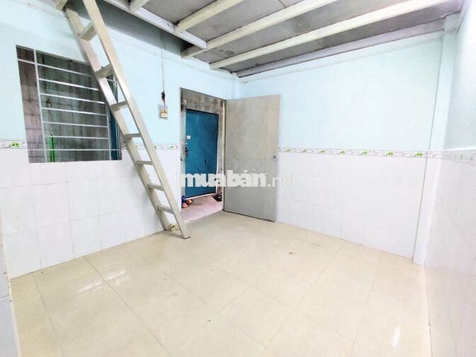 Phòng Trọ 24m2 Gác Suốt Sạch Sẽ Đối Diện Gigamall