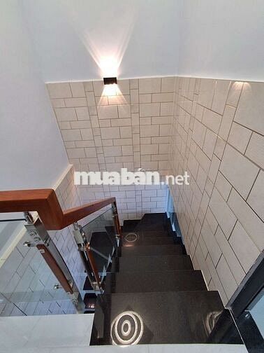 NHÀ ĐẸP Ở ĐƯỜNG PHÚ ĐỊNH - NHỈNH HƠN 4TỶ