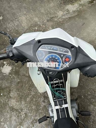 Cần bán xe Honda Blade 110cc đời 2016  biển TPHCM