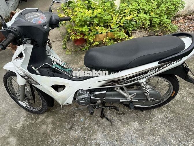 Cần bán xe Honda Blade 110cc đời 2016  biển TPHCM