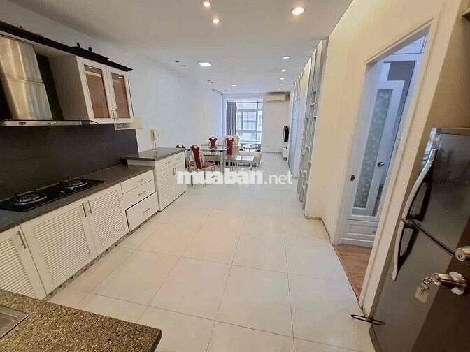 Cần cho thuê nhanh 2PN Sky Garden 2 - PMH, Q7 nhà đẹp, giá siêu rẻ