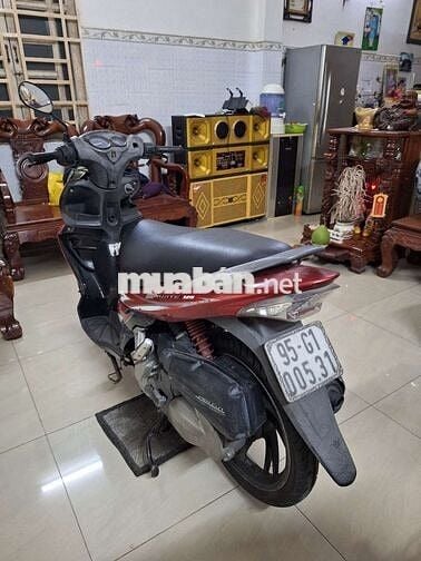 Suzuki Hayate 2011 Đỏ đen