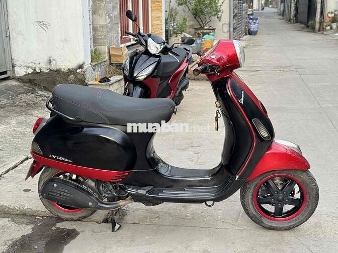 Piaggio Vespa LX 125 Fi Đỏ Đen