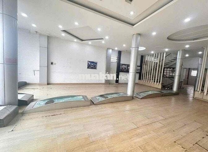 CHO THUÊ NHÀ GÓC 2 MẶT TIỀN TRÂND HƯNG ĐẠO