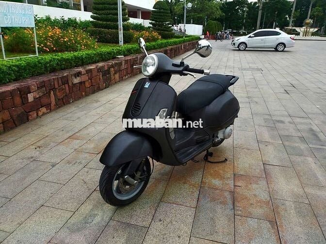 Piaggio GTS Máy Zin Biển Vip dành cho Ae quí tộc .