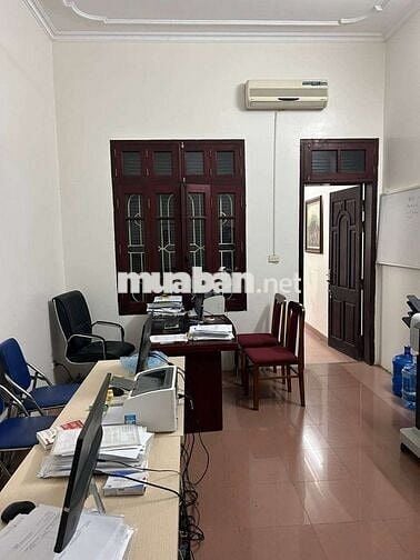 Gia Thụy - Nguyên Căn 100m2 × 4 Tầng - ô tô - 16Tr