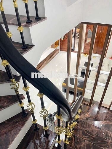 Cho Thuê 5 Tầng Xuân La Tây Hồ 35m2 Full Nội thất Nhà mới Ô tô cách 20