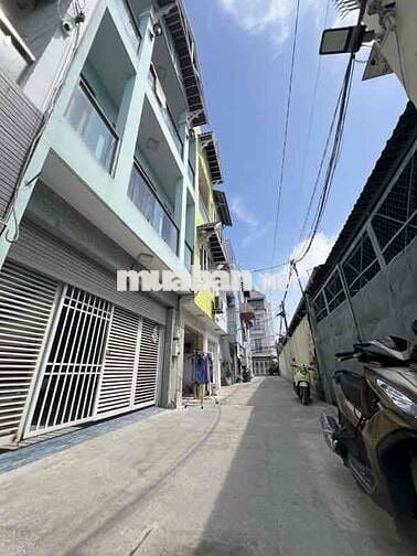 💥Chỉ 1.8xđ- Nhà 3 tầng –Mt hxh– ngay tt- qua PMH chỉ 3p