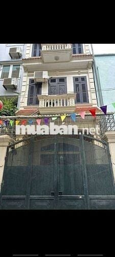 Gia Thụy - Nguyên Căn 100m2 × 4 Tầng - ô tô - 16Tr