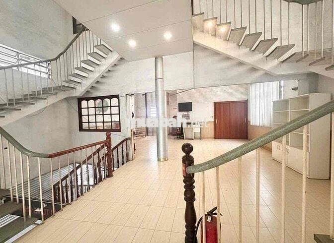 CHO THUÊ NHÀ GÓC 2 MẶT TIỀN TRÂND HƯNG ĐẠO