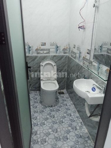 Bán nhà đẹp 465/8 Hoà Hảo, p5, Quận 10. 3 lầu đúc thiệt.