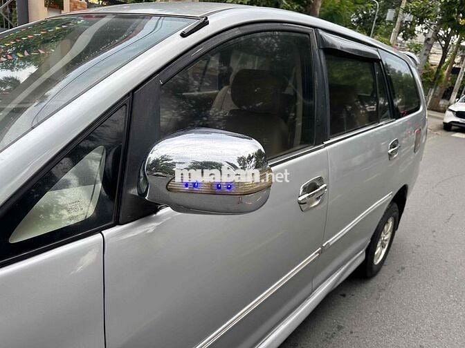 Toyota Innova 2007 J - 325511 km
