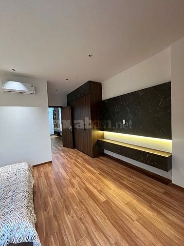 SIÊU ĐẸP NHÀ 3 TẦNG CỰC CHILL MẶT TIỀN THANH HOÁ,HOÀ XUÂN,CÓ GARA ÔTÔ 