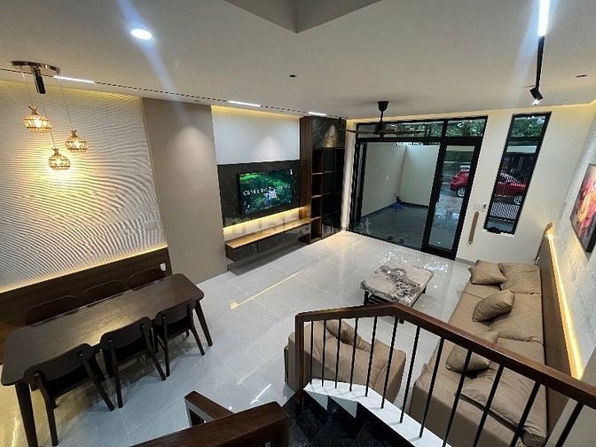 SIÊU ĐẸP NHÀ 3 TẦNG CỰC CHILL MẶT TIỀN THANH HOÁ,HOÀ XUÂN,CÓ GARA ÔTÔ 