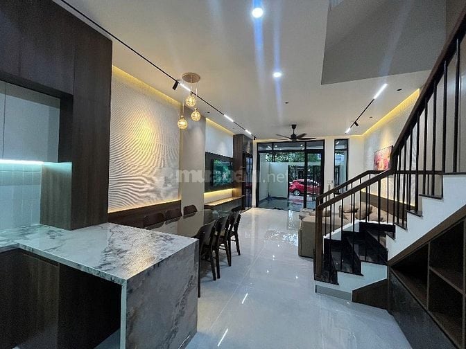 SIÊU ĐẸP NHÀ 3 TẦNG CỰC CHILL MẶT TIỀN THANH HOÁ,HOÀ XUÂN,CÓ GARA ÔTÔ 