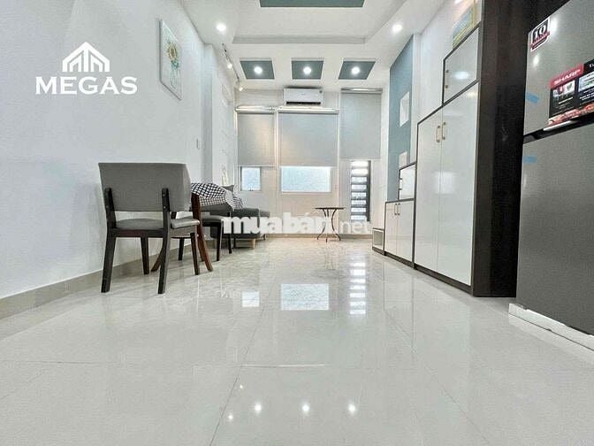 CHO THUÊ CĂN DUPLEX CỬA SỔ, SIÊU RỘNG 42m2 - Ngay CƯ XÁ ĐÔ THÀNH Q3