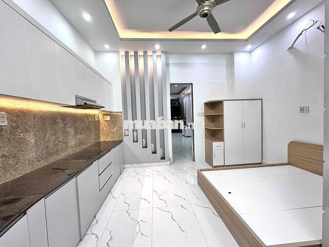 Cách LotteMart 100m, Full NT New, có hút mùi.