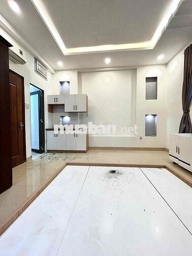 Cách LotteMart 100m, Full NT New, có hút mùi.