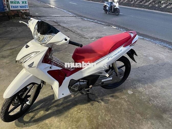 bán future led  mau trang