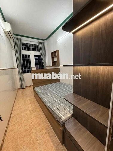 Nhà nguyên căn 2 phòng ngủ 2wc full nội thất ngay trung tâm Bình Thanh