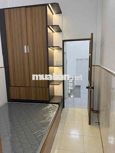 Nhà nguyên căn 2 phòng ngủ 2wc full nội thất ngay trung tâm Bình Thanh