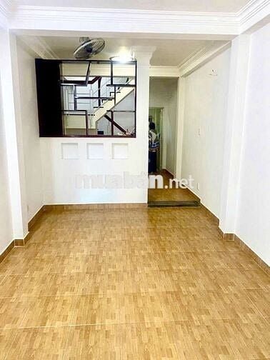 Nhà đẹp hẻm xe hơi 8m ngay trung tâm quận 3 khu vực tiện ít nổi tiếng