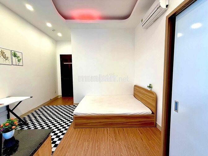 Siêu phẩm căn hộ ban công full nội thất ngay chân cầu Bình Lợi