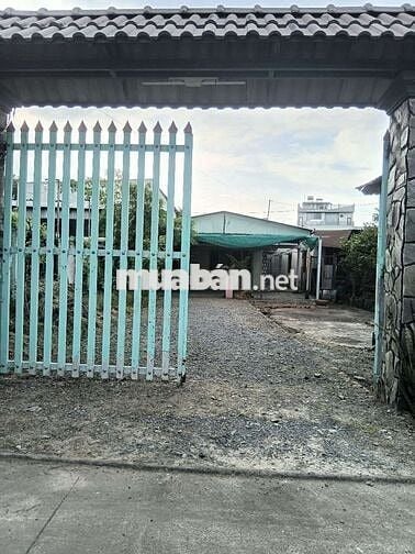 Bán nhà Vườn 10 x 39 hẻm xe hơi - Gần chợ Hóc Môn