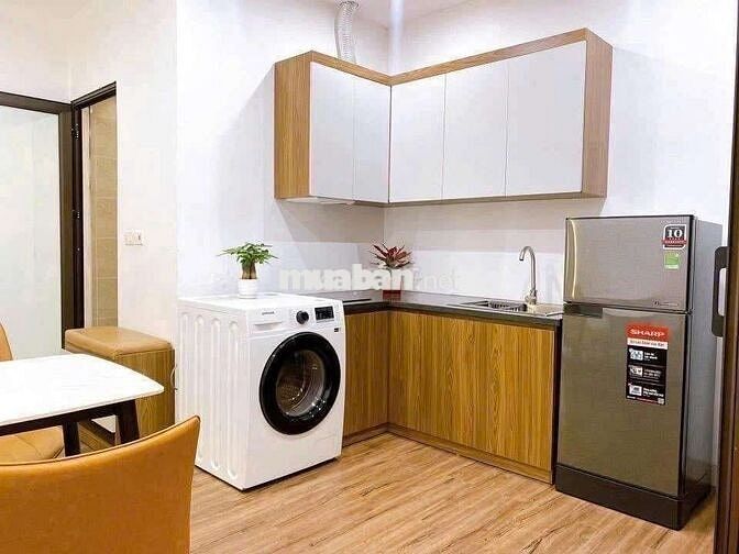 Cho thuê căn hộ đẹp mặt phố Phan Kế Bính đầy đủ nội thất, dịch vụ