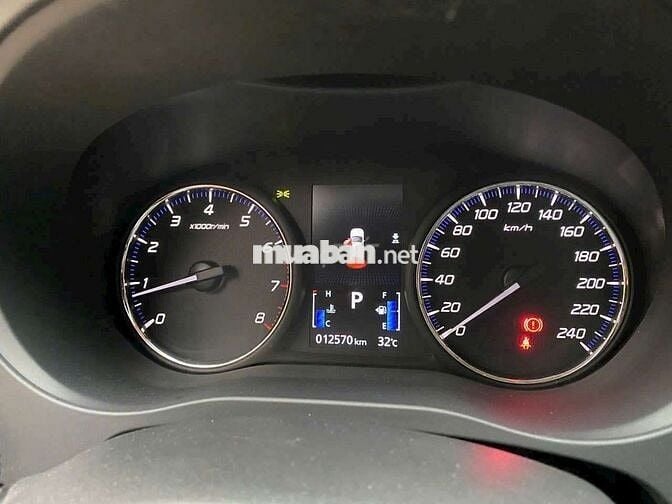 Mitsu Outlander 2022 2.0 CVT - 12000 km