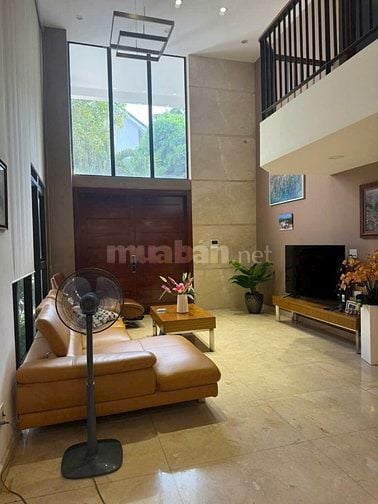 Chính chủ cho thuê Biệt thự Phú Mỹ nhà đẹp giá 50 triệu có sân vườn