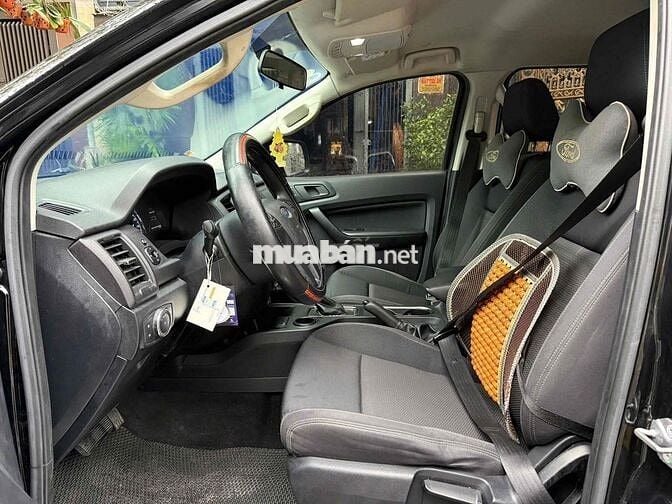 Ford Everest 2020 Ambiente 2.0L AT 4x2 - 113000 km